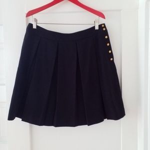 Black pleated Tommy Hilfiger skirt